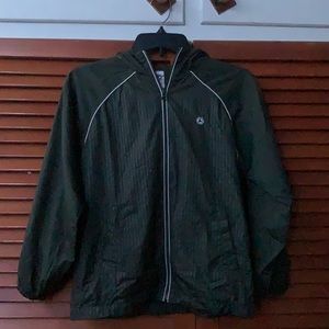 I am selling a jacket it is a middle and it is green